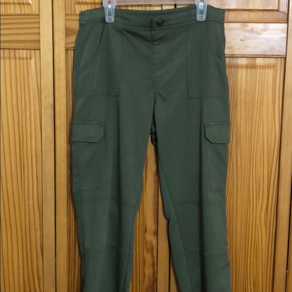 Justice Other - Justice size 12 Plus green joggers